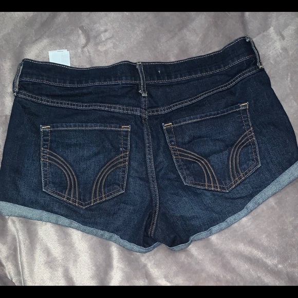 Hollister “high rise short-short” Jean shorts - Picture 2 of 2